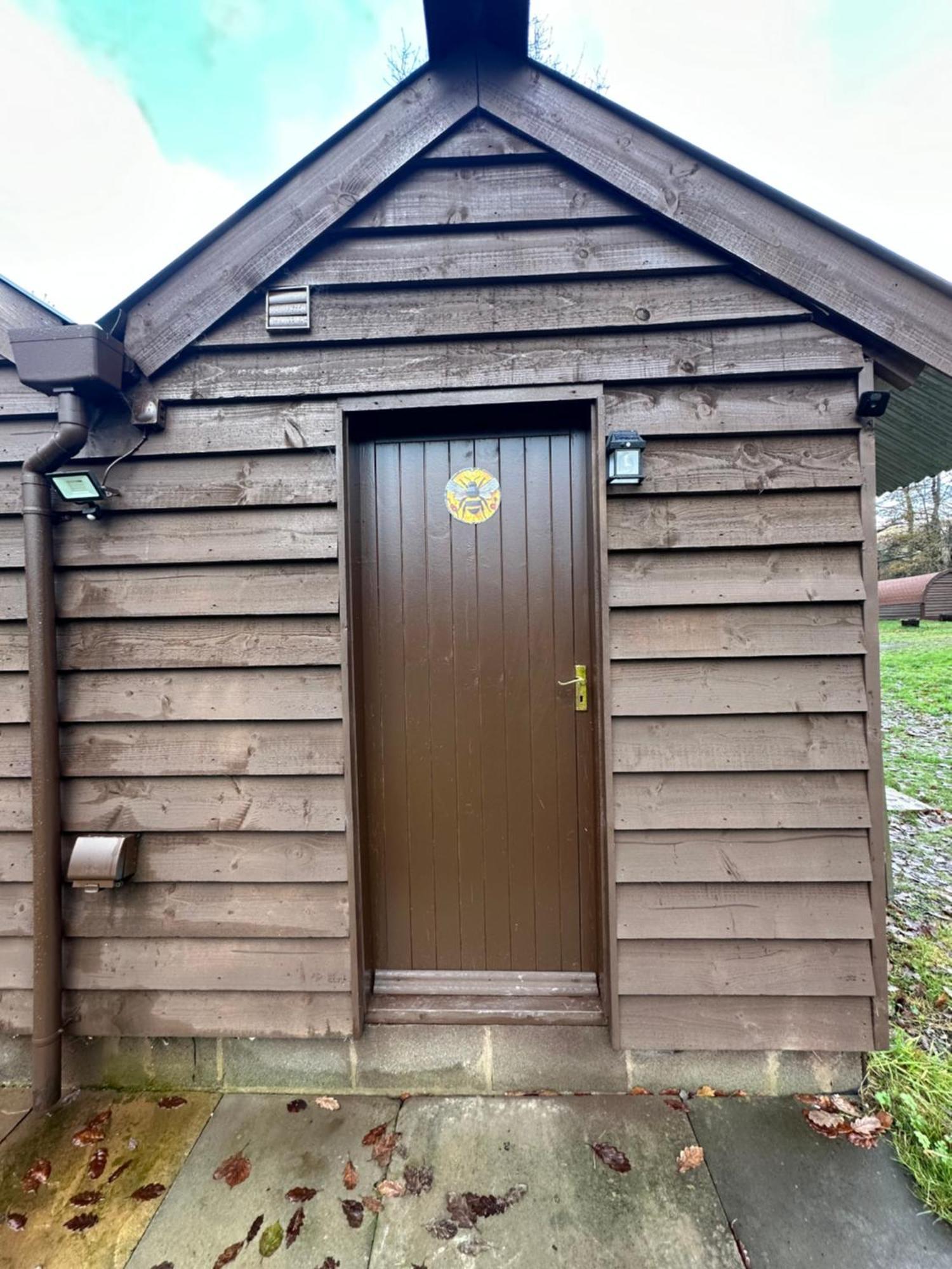 Glamping Life Retreat Apartment Nantmel Exterior photo